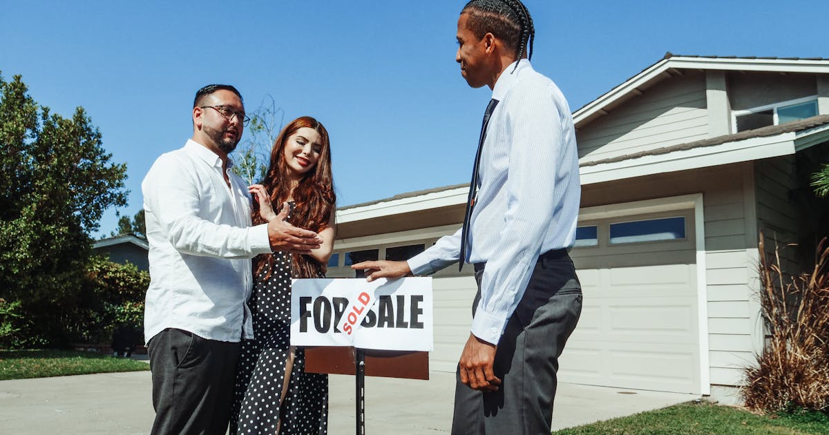 AI CRM adoption rates in real estate brokerages showing 87 percent daily usage in 2026